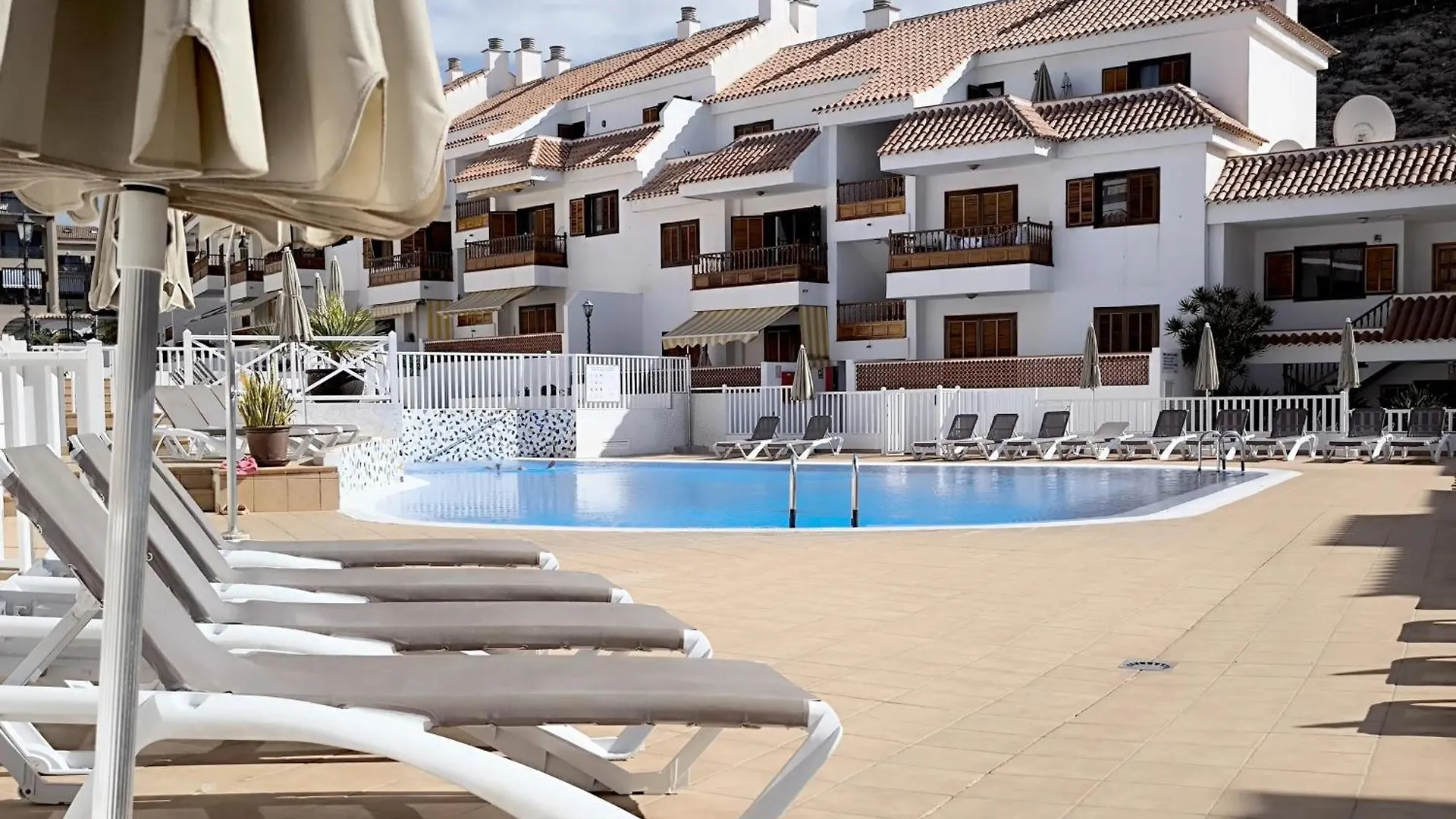 Apartment In Los Cristianos Playa de las Américas 0*,  Spanien