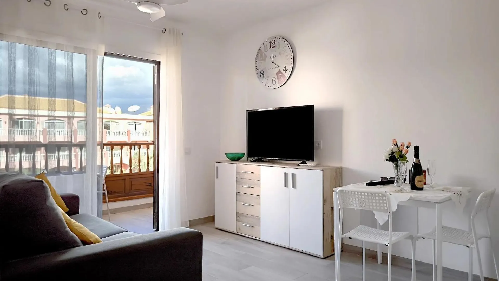 Apartment In Los Cristianos Playa de las Americas  Playa de las Americas (Tenerife)